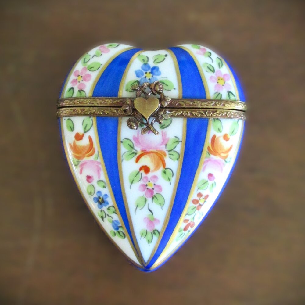 Limoges France Trinket Box  Blue with Roses Heart Shaped